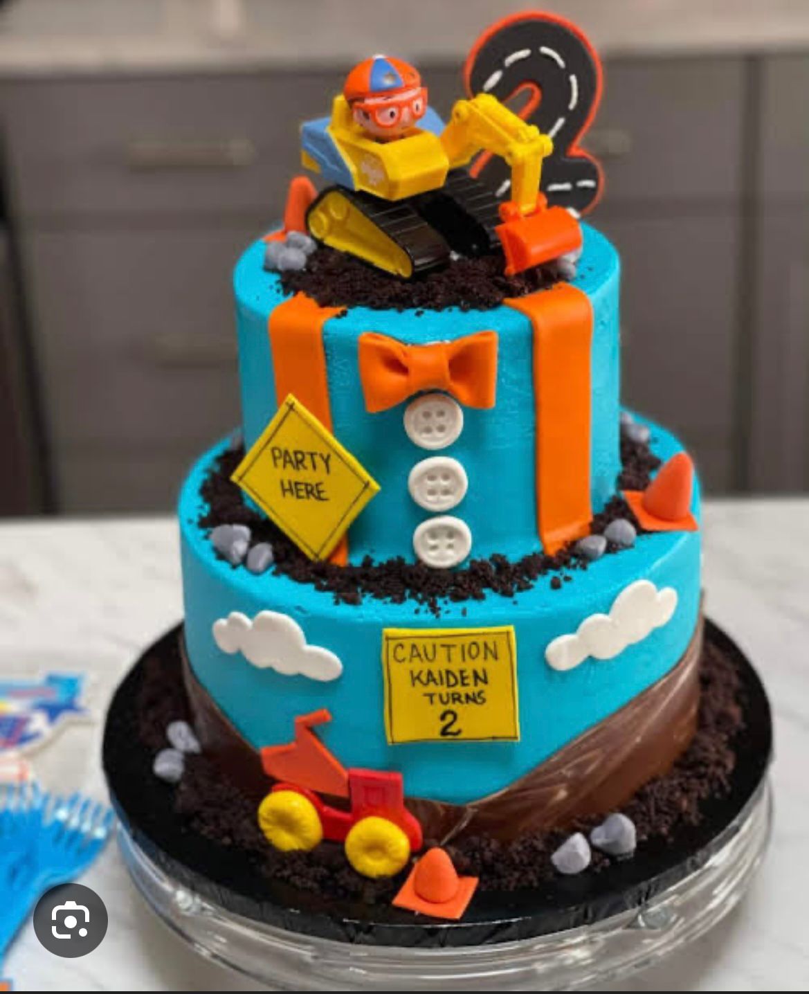 Theme cake home bakes